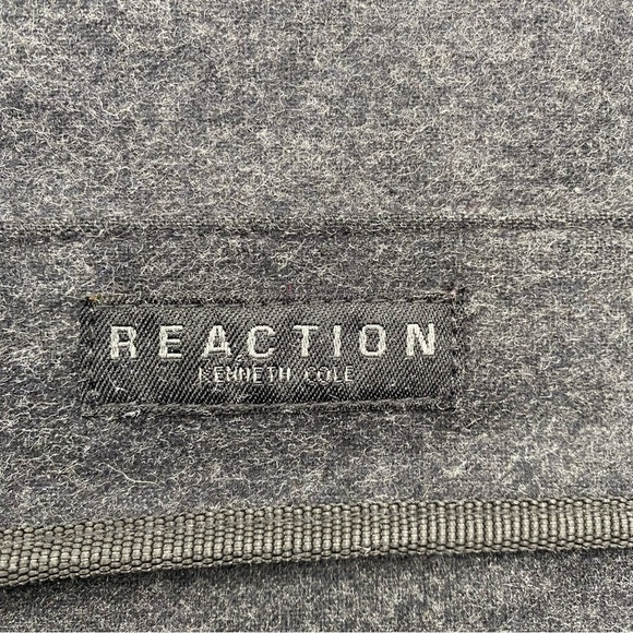 Kenneth Cole Reaction Wool Shoulder Bag Classic Soft Purse Satchel Multi Pockets - Picture 3 of 11